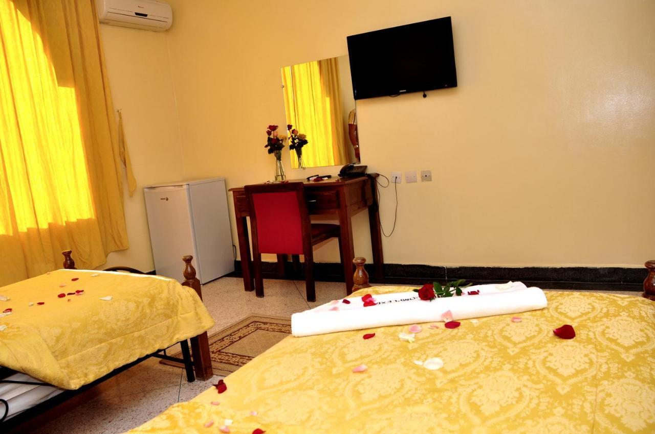 Ait Melloul  Hotel Ribis מראה חיצוני תמונה